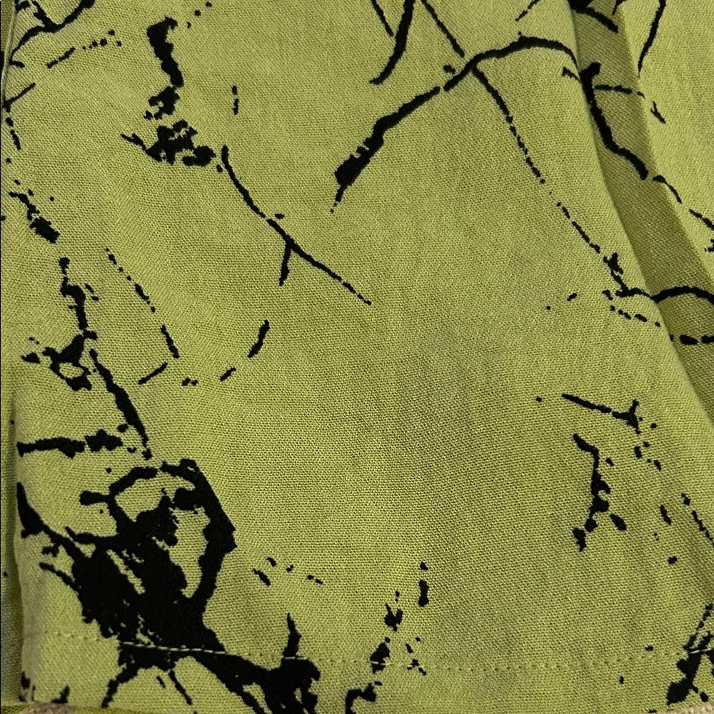 Habitat Olive Green Button-Front Printed Blouse - Picture 10 of 10